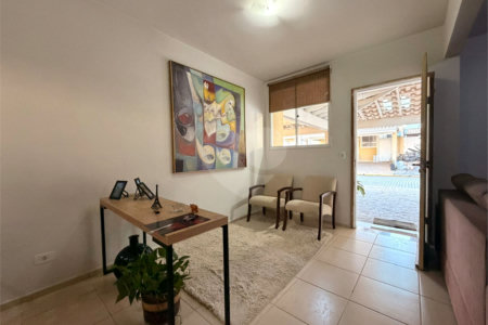 Casa à venda com 3 quartos, sendo 1 suíte, no condomínio Village Sarriá, Sorocaba - SP