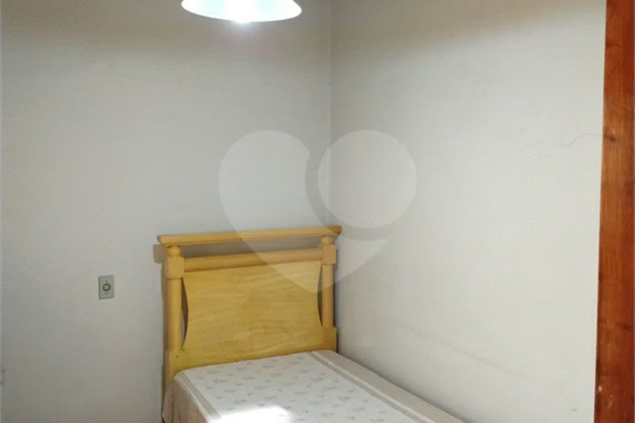 Sobrado à venda com 3 quartos, sendo 1 suíte, em Conjunto Residencial Vista Verde, São Paulo, SP