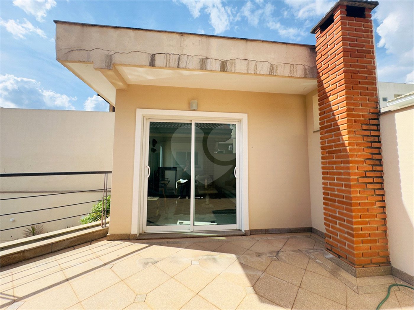 Casa à venda com 4 quartos, sendo 3 suítes,  no condomínio Village Vert, Sorocaba - SP