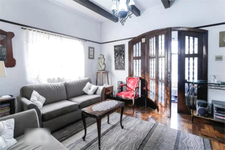 Casa à venda com 4 quartos, sendo 1 suíte,  em Lapa, São Paulo, SP