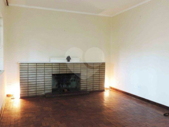 Sobrado à venda com 3 quartos, sendo 1 suíte,  em Brooklin Velho, São Paulo, SP