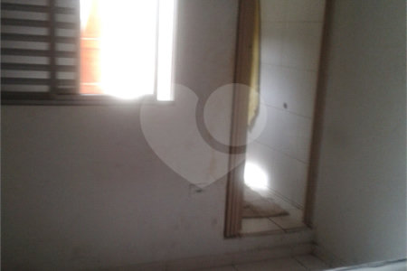 Sobrado à venda com 3 quartos, sendo 1 suíte, em Vila Santo Estéfano, São Paulo, SP