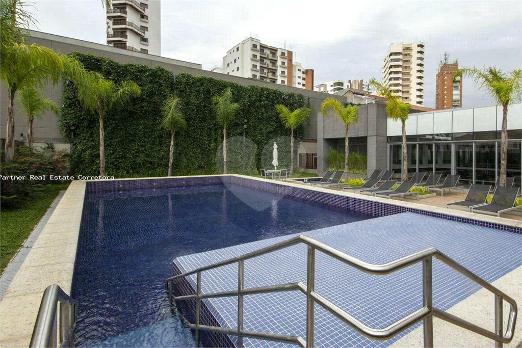 Apartamento à venda com 4 suítes em Vila Gomes Cardim, São Paulo, SP