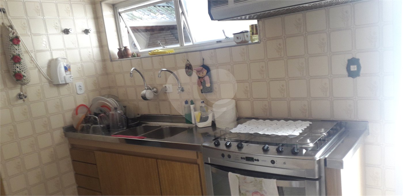 Casa à venda com 3 quartos, sendo 2 suítes, em Jardim Leonor, São Paulo, SP