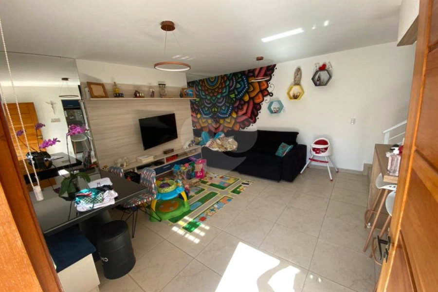 Sobrado à venda com 2 quartos em Tremembé, São Paulo, SP