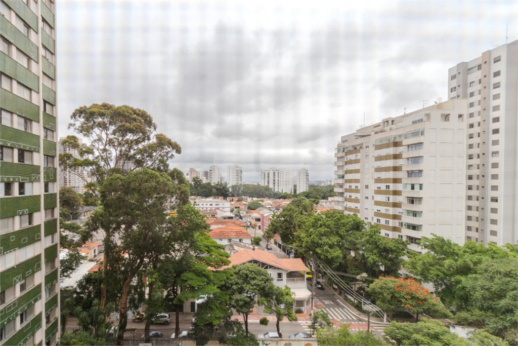 Apartamento à venda com 4 quartos, sendo 1 suíte, em Chácara Santo Antônio, São Paulo, SP