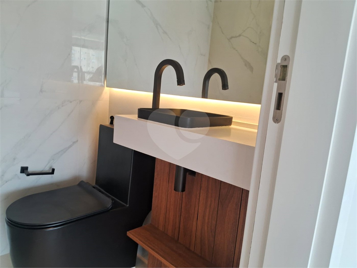 Apartamento à venda com 2 suítes em Bela Aliança, São Paulo, SP