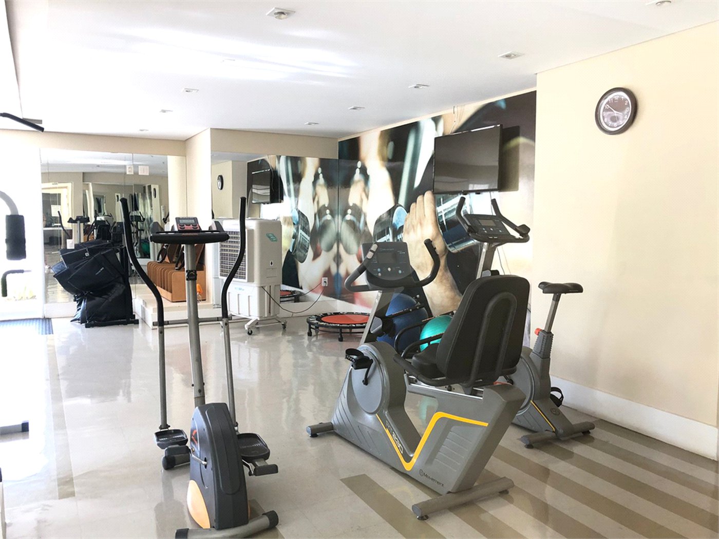 Apartamento à venda com 4 quartos, sendo 2 suítes,  em Jardim Armênia, Mogi das Cruzes, SP