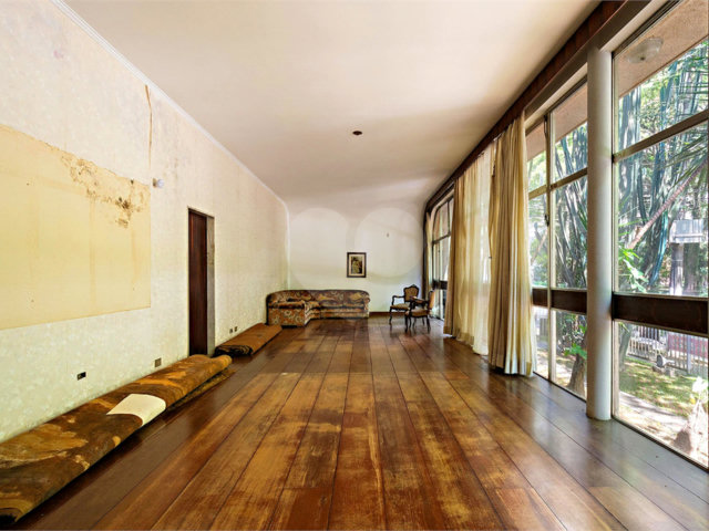 Casa Térrea à venda ou para alugar com 4 suítes em Alto da Boa Vista, São Paulo, SP