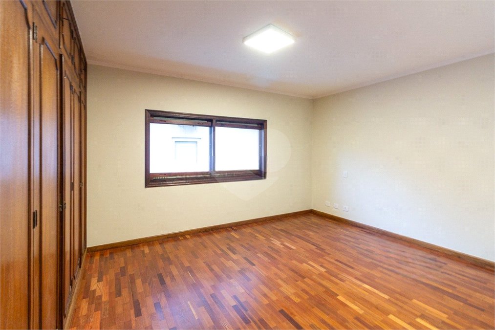 Casa à venda ou para alugar com 3 suítes em Sumaré, São Paulo, SP