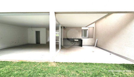 Casa à venda com 4 suítes no condomínio Vila Arese, São Paulo - SP