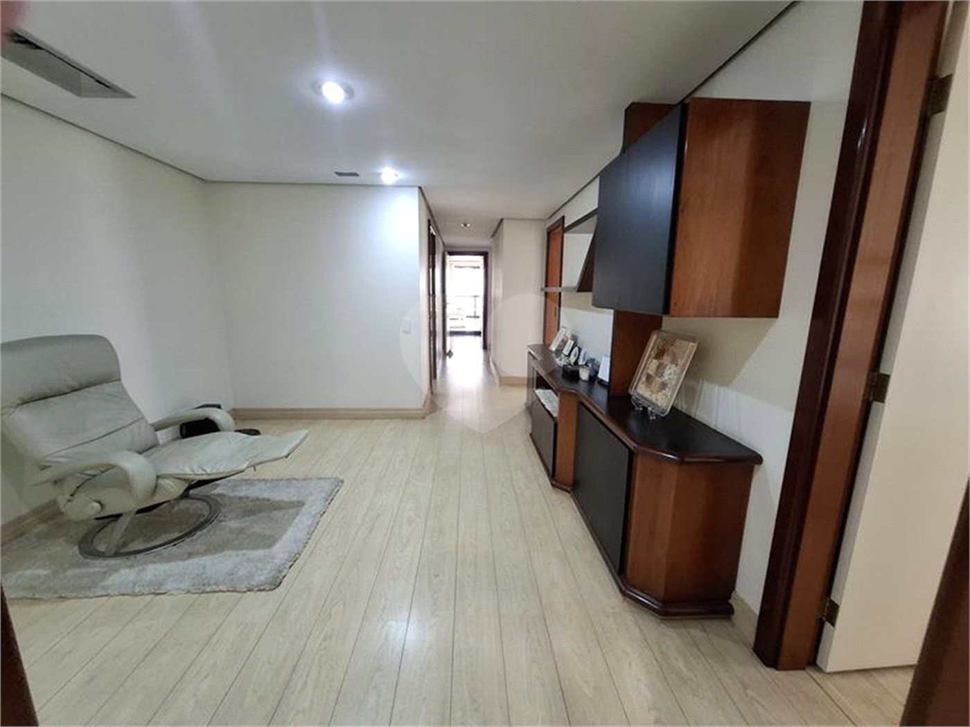 Apartamento, a venda, com 300m² de área privativa, 4 suítes, 4 vagas - Santana / SP
