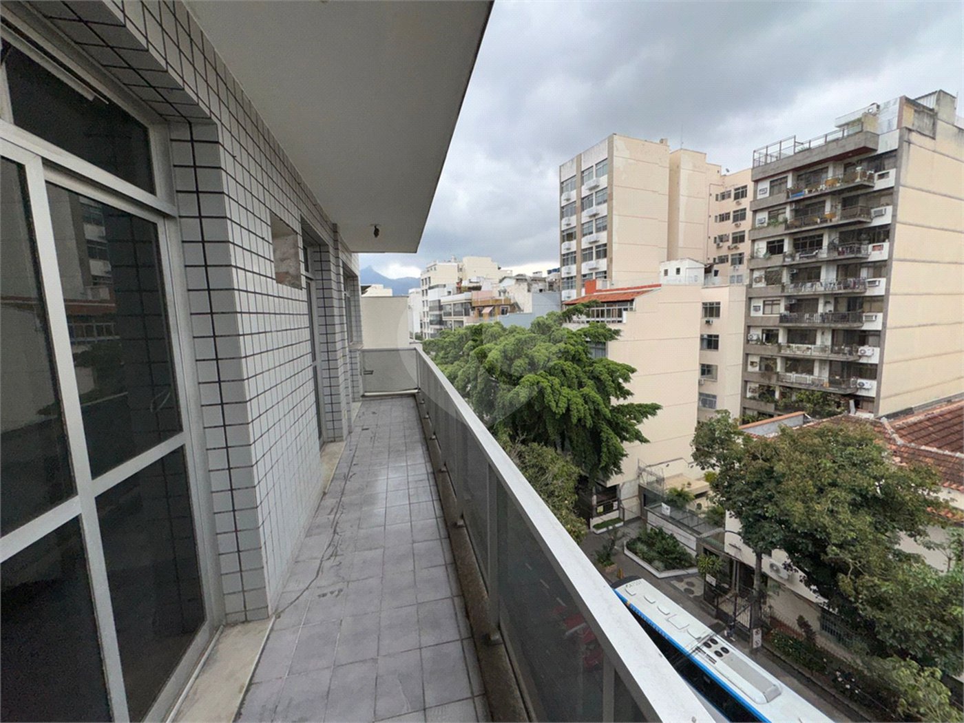 Apartamento à venda com 4 quartos, sendo 1 suíte,  em Tijuca, Rio de Janeiro, RJ