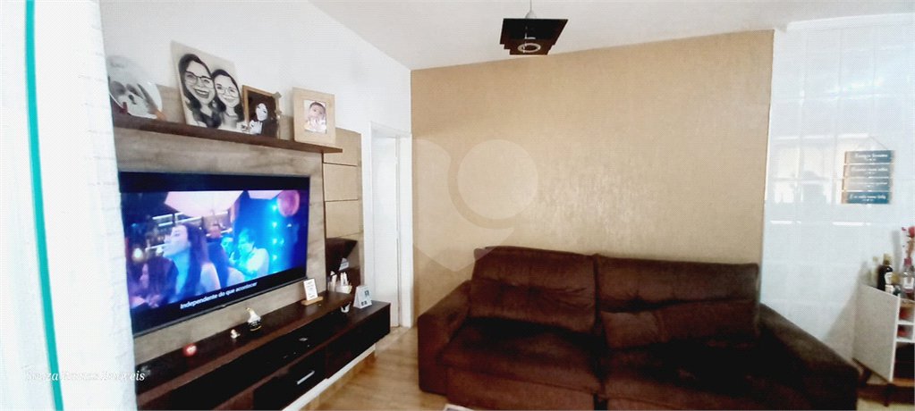 Casa à venda com 2 quartos em Vila Ursulina, Itaquaquecetuba, SP