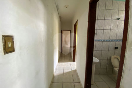 Casa à venda com 2 quartos em Loteamento Municipal São Carlos 3, São Carlos, SP