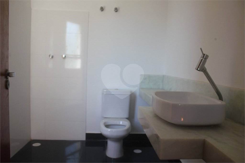 Casa à venda ou para alugar com 4 suítes em Alphaville, Santana de Parnaíba, SP