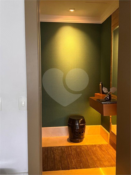 Apartamento à venda com 3 suítes em Vila Andrade, São Paulo, SP