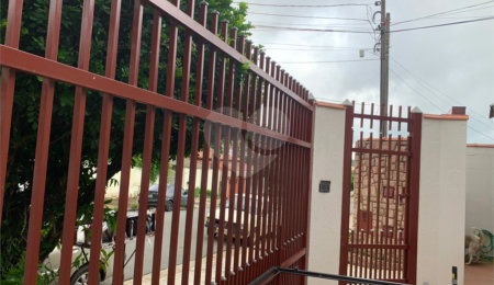 Casa à venda com 3 quartos, sendo 1 suíte,  em Parque das Colinas, Valinhos, SP