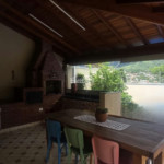 Casa térrea com vista para a Pedra Grande em Atibaia