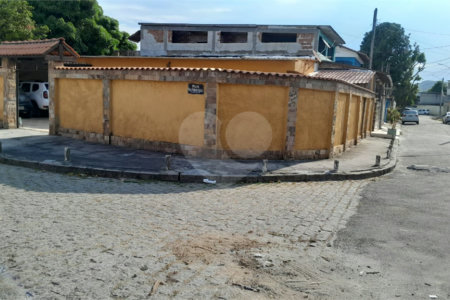 Casa à venda com 2 quartos, sendo 1 suíte, em Cosmos, Rio de Janeiro, RJ