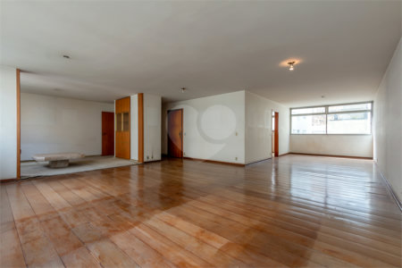 Apartamento à venda com 3 quartos, sendo 1 suíte, em Santa Cecília, São Paulo, SP