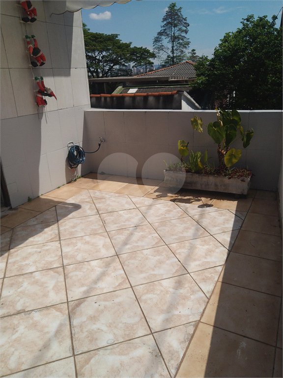 Casa à venda com 4 quartos, sendo 1 suíte, em Vila Pirajussara, São Paulo, SP
