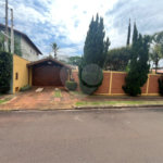 Casa à venda com 3 quartos, sendo 1 suíte, em Parque Santa Marta, São Carlos, SP