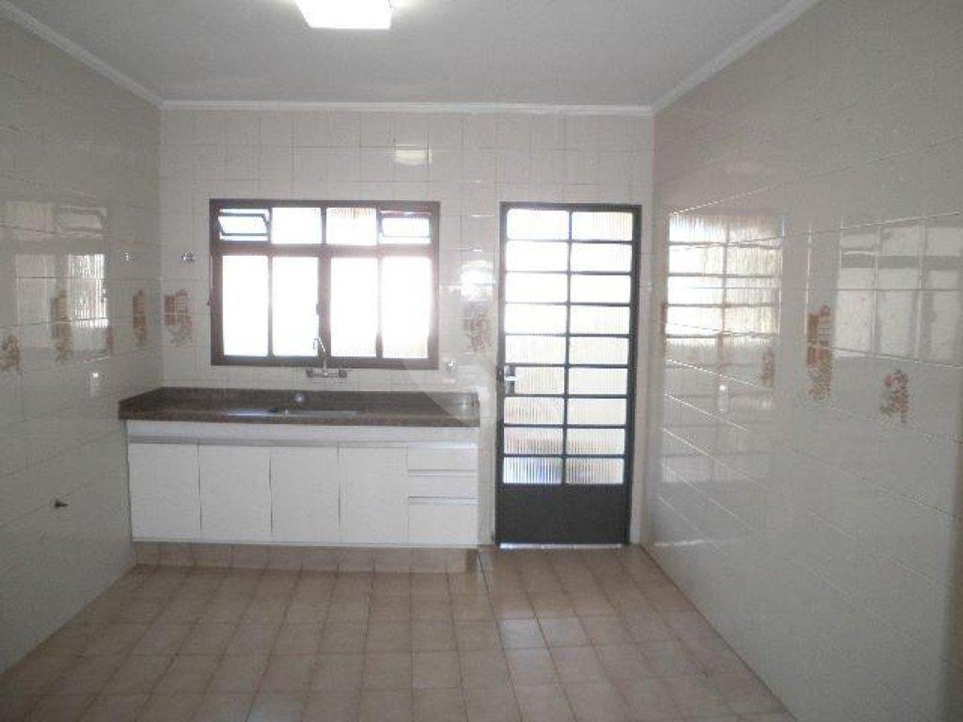 Sobrado à venda com 3 quartos, sendo 1 suíte, em Vila Isolina Mazzei, São Paulo, SP