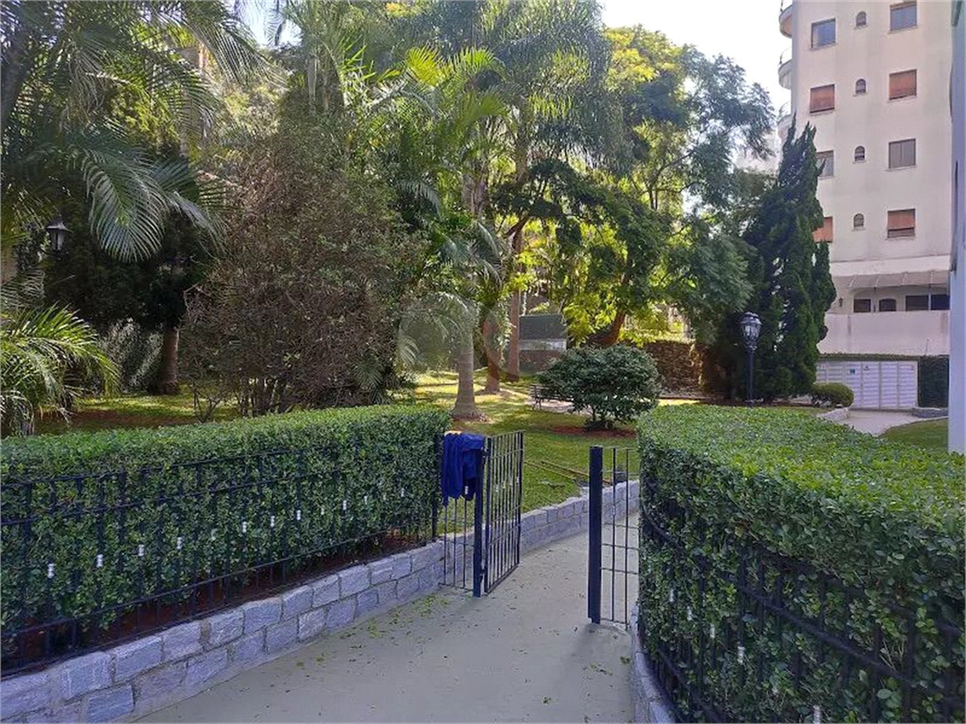 Apartamento à venda com 4 quartos, sendo 2 suítes,  em Vila Andrade, São Paulo, SP