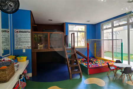 Apartamento à venda com 3 quartos, sendo 1 suíte, em Água Branca, São Paulo, SP