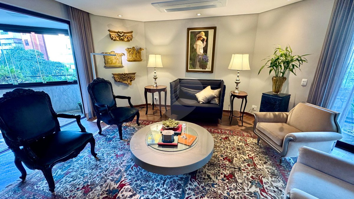 Apartamento à venda com 4 suítes em Moema, São Paulo, SP