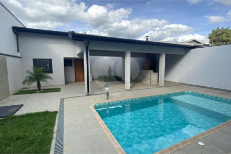Sobrado à venda com 4 quartos, sendo 1 suíte, em Vila Alpes Suíços, Indaiatuba, SP