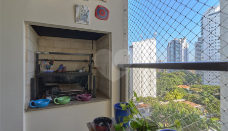 Apartamento à venda com 4 suítes em Campo Belo, São Paulo, SP