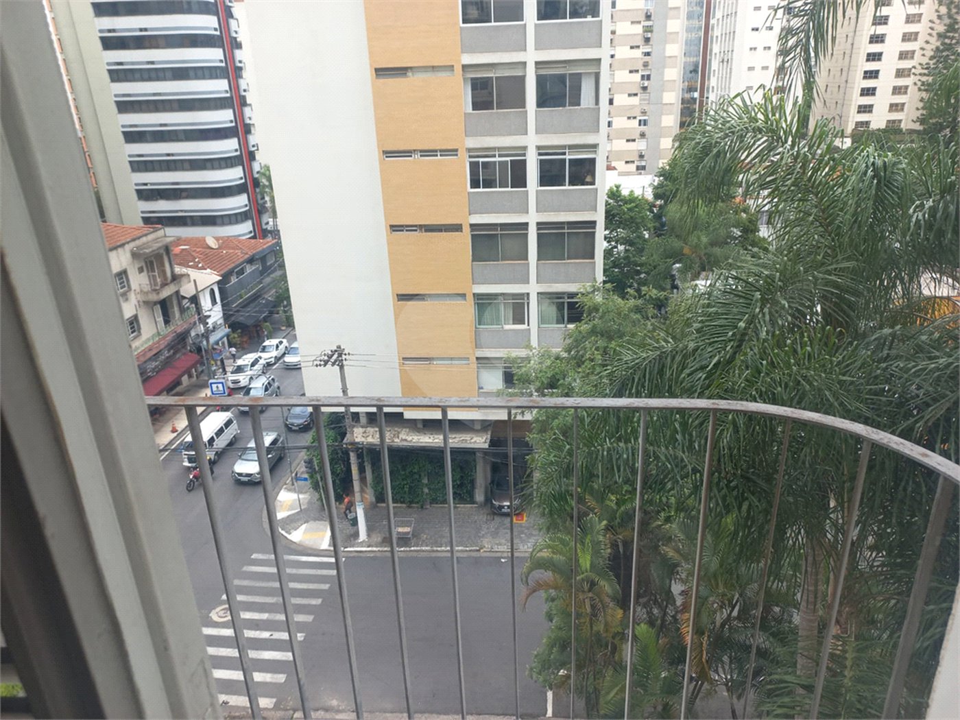 Apartamento à venda com 3 quartos, sendo 1 suíte, em Jardim Paulista, São Paulo, SP