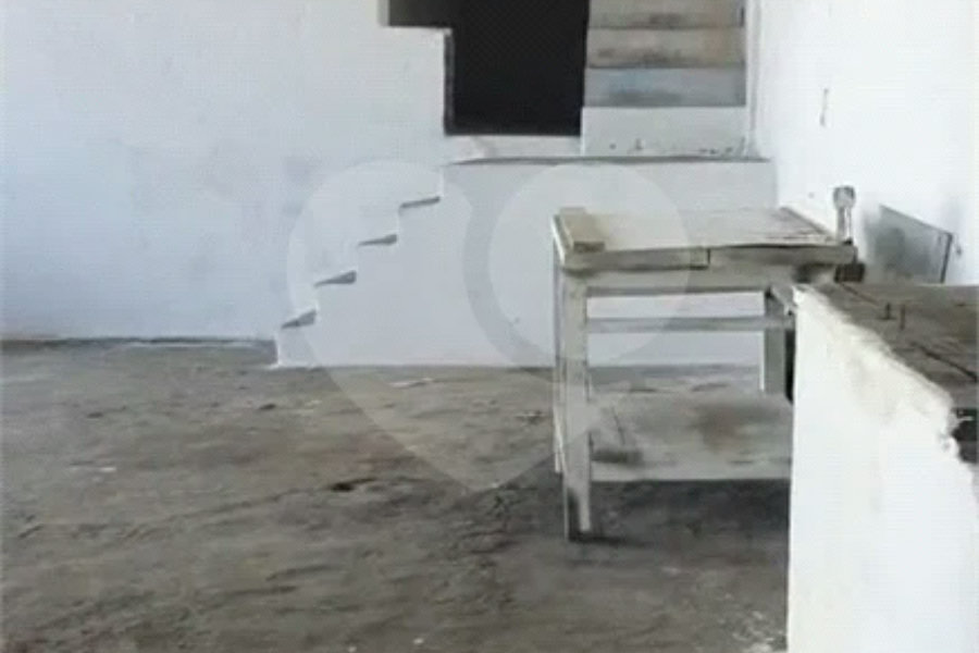 Galpão para locação ou venda com 435 m2 na Vila Santa Catarina