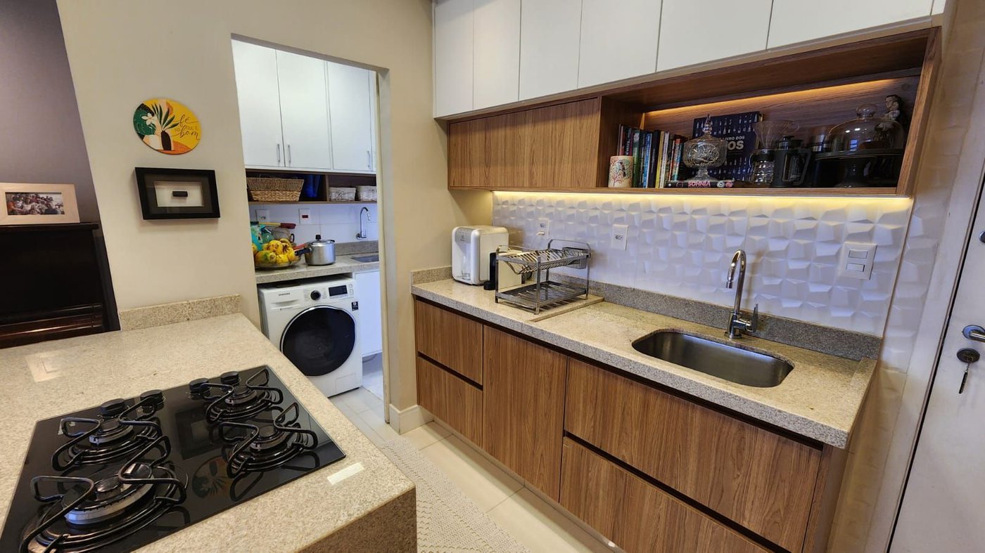 Apartamento com 2 dormitórios à venda, 83 m² por R$ 1.590.000,00 - Boqueirão - Santos/SP
