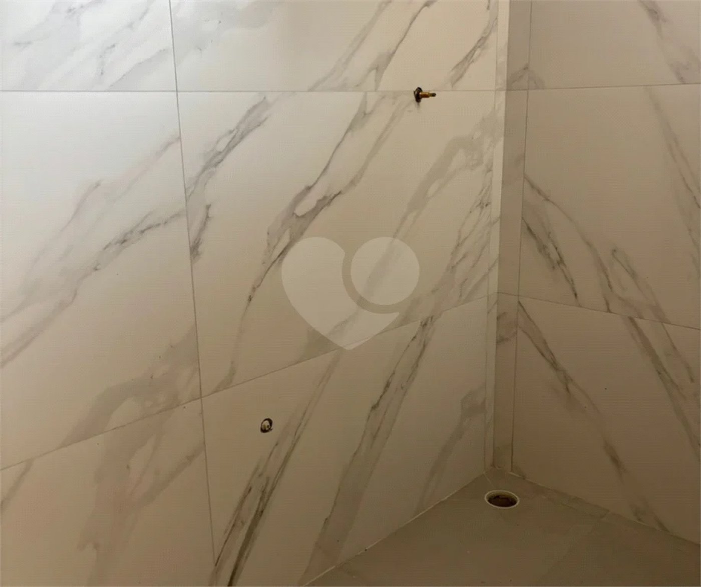 Sobrado à venda com 3 quartos, sendo 1 suíte, em Vila Nova Cachoeirinha, São Paulo, SP