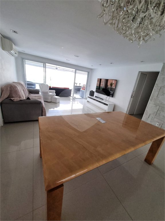 Apartamento à venda com 4 suítes em Mooca, São Paulo, SP