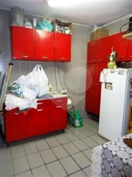 Sobrado à venda com 3 quartos, sendo 1 suíte, em Parada Inglesa, São Paulo, SP