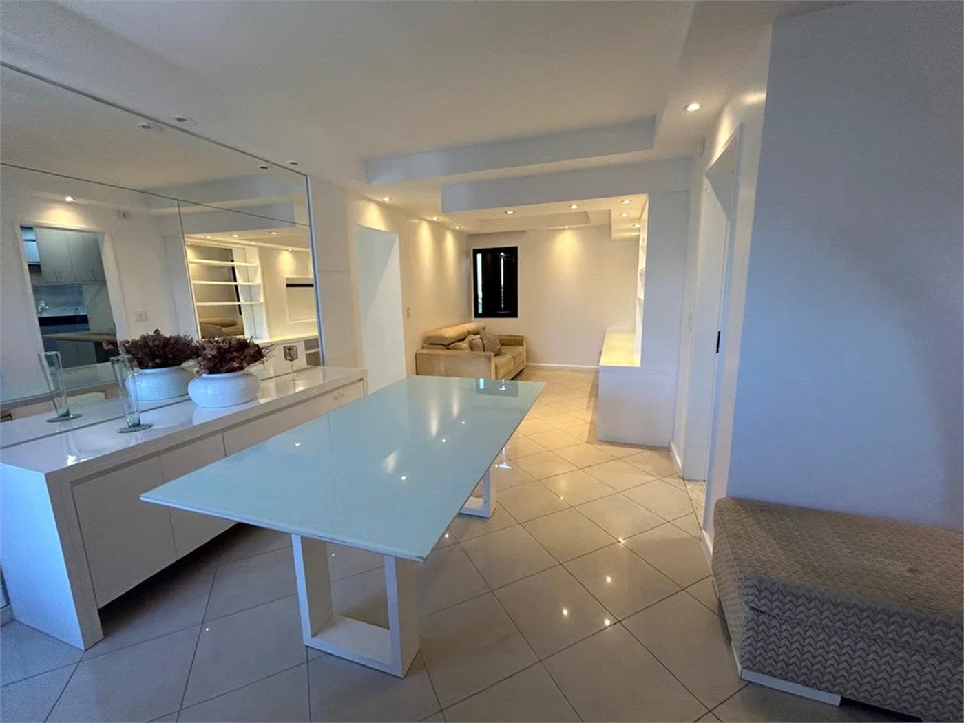 Apartamento para alugar com 3 quartos, sendo 1 suíte, em Pinheiros, São Paulo, SP