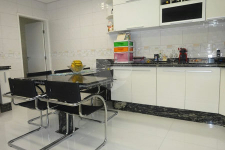 Sobrado à venda com 3 suítes em Vila Gomes Cardim, São Paulo, SP