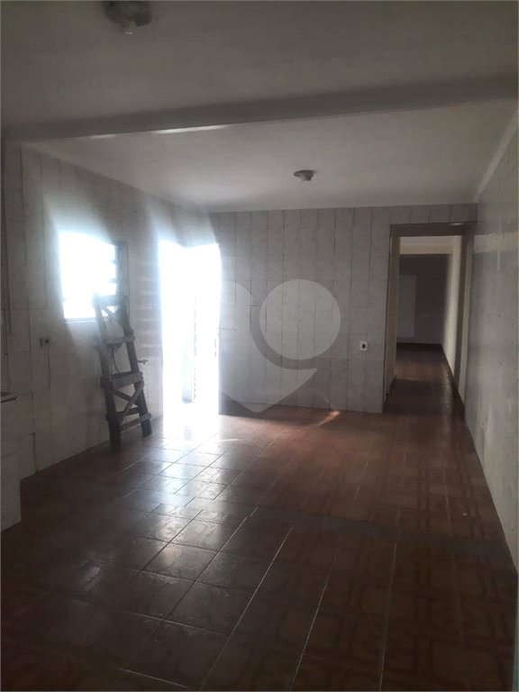 Casa à venda com 2 quartos em Jardim Santa Lúcia, Suzano, SP
