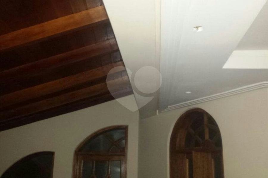 Sobrado à venda com 5 quartos, sendo 3 suítes, em Tremembé, São Paulo, SP