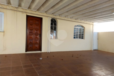 Casa de Vila à venda com 5 quartos, sendo 1 suíte, em Vila Martina, Valinhos, SP