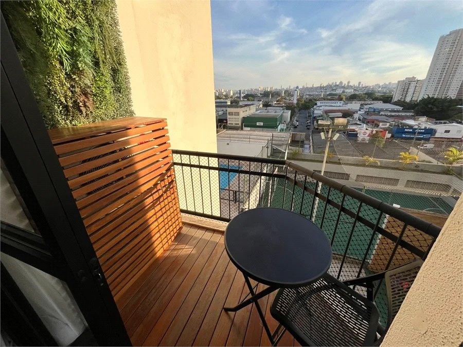 Apartamento à venda com 3 quartos, sendo 1 suíte, em Vila Hamburguesa, São Paulo, SP