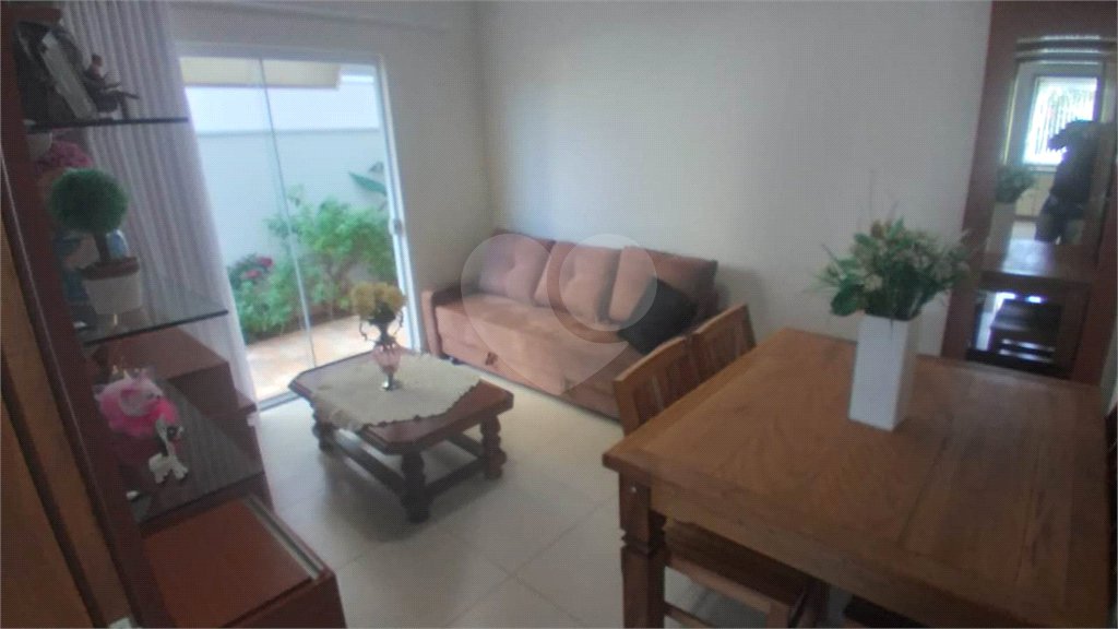 Casa à venda com 3 suítes no condomínio Damha III, São Carlos - SP