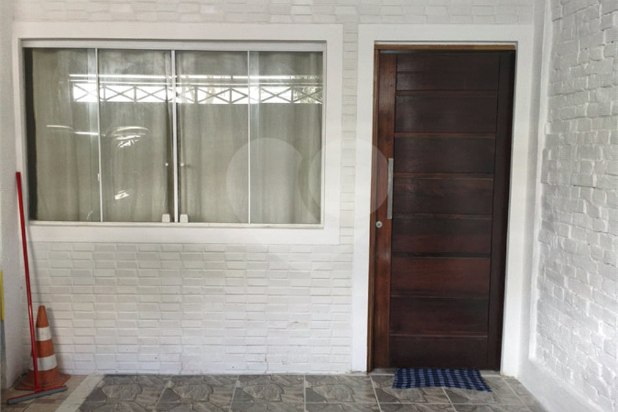 Casa à venda com 2 suítes em Santana, São Paulo, SP