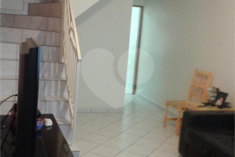 Sobrado à venda com 3 quartos em Tremembé, São Paulo, SP