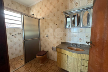 Casa à venda com 4 quartos, sendo 2 suítes,  em Vila Galvão, Guarulhos, SP