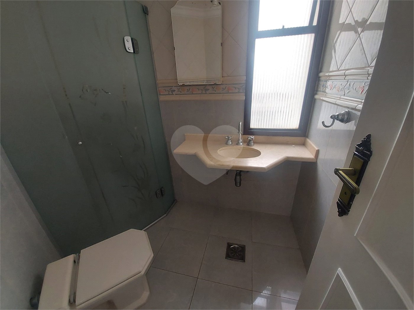 Apartamento à venda com 3 quartos, sendo 1 suíte, em Sumaré, São Paulo, SP